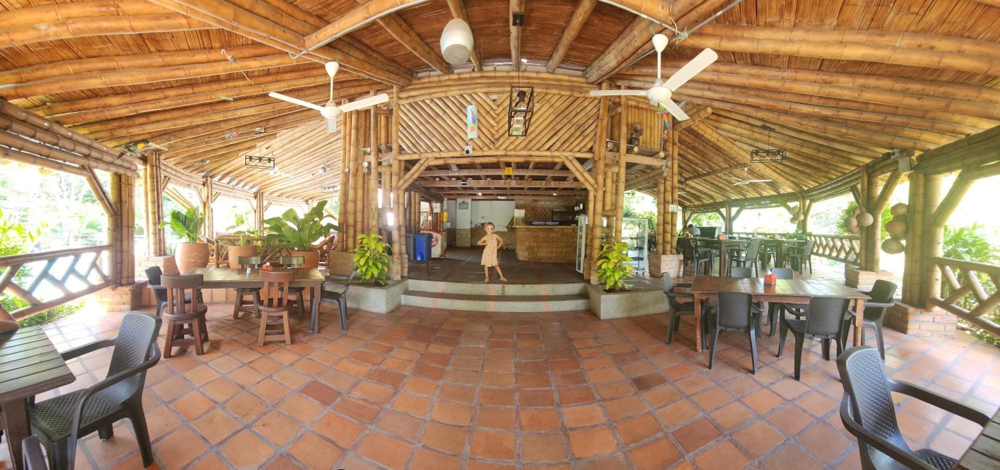 Hotel Parador Del Gitano Doradal Exterior photo